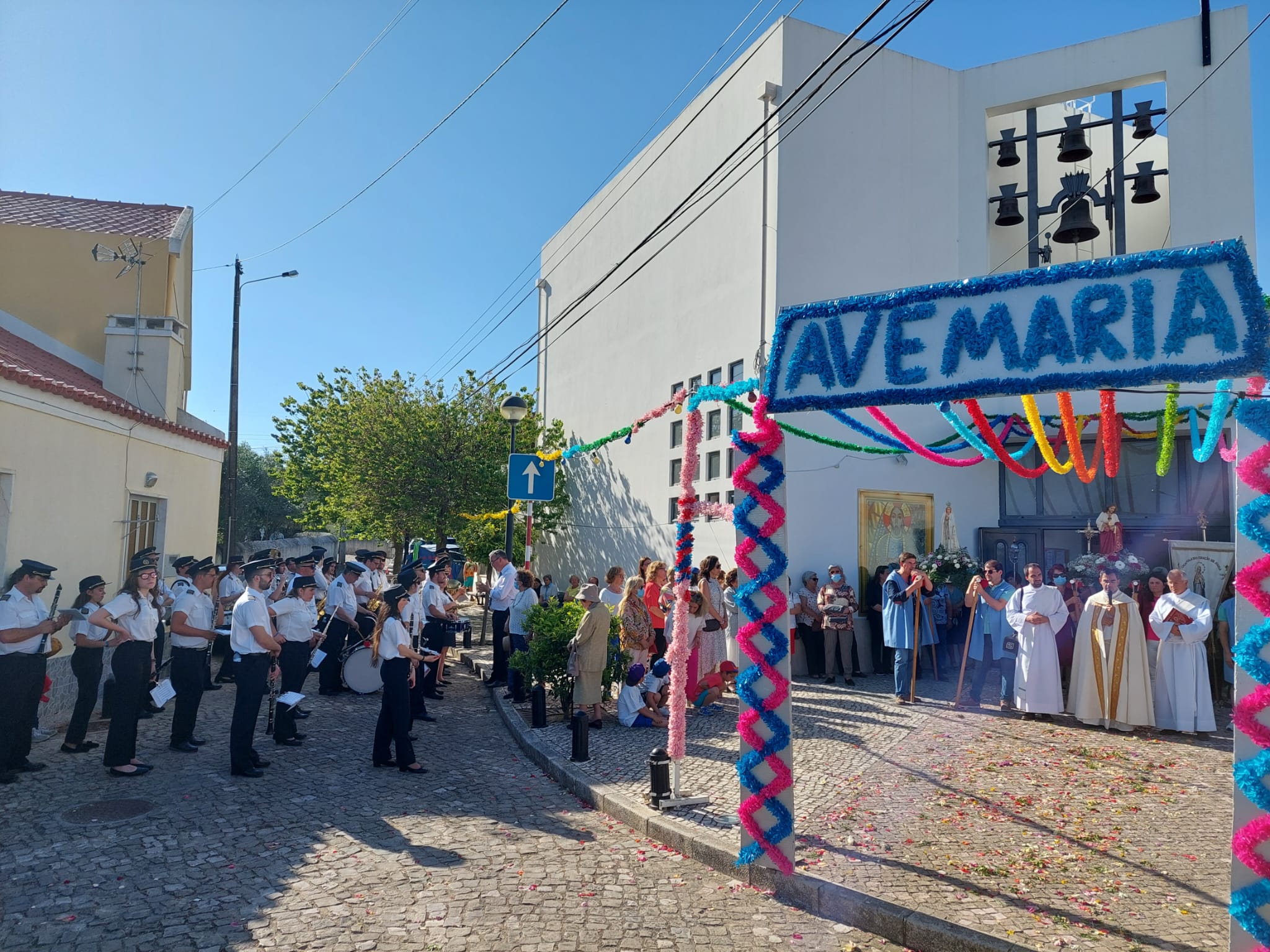 Igreja do Imaculado Coração de Maria de Casaínhos – Festa Anual e Procissão, um importante acontecimento na Freguesia.