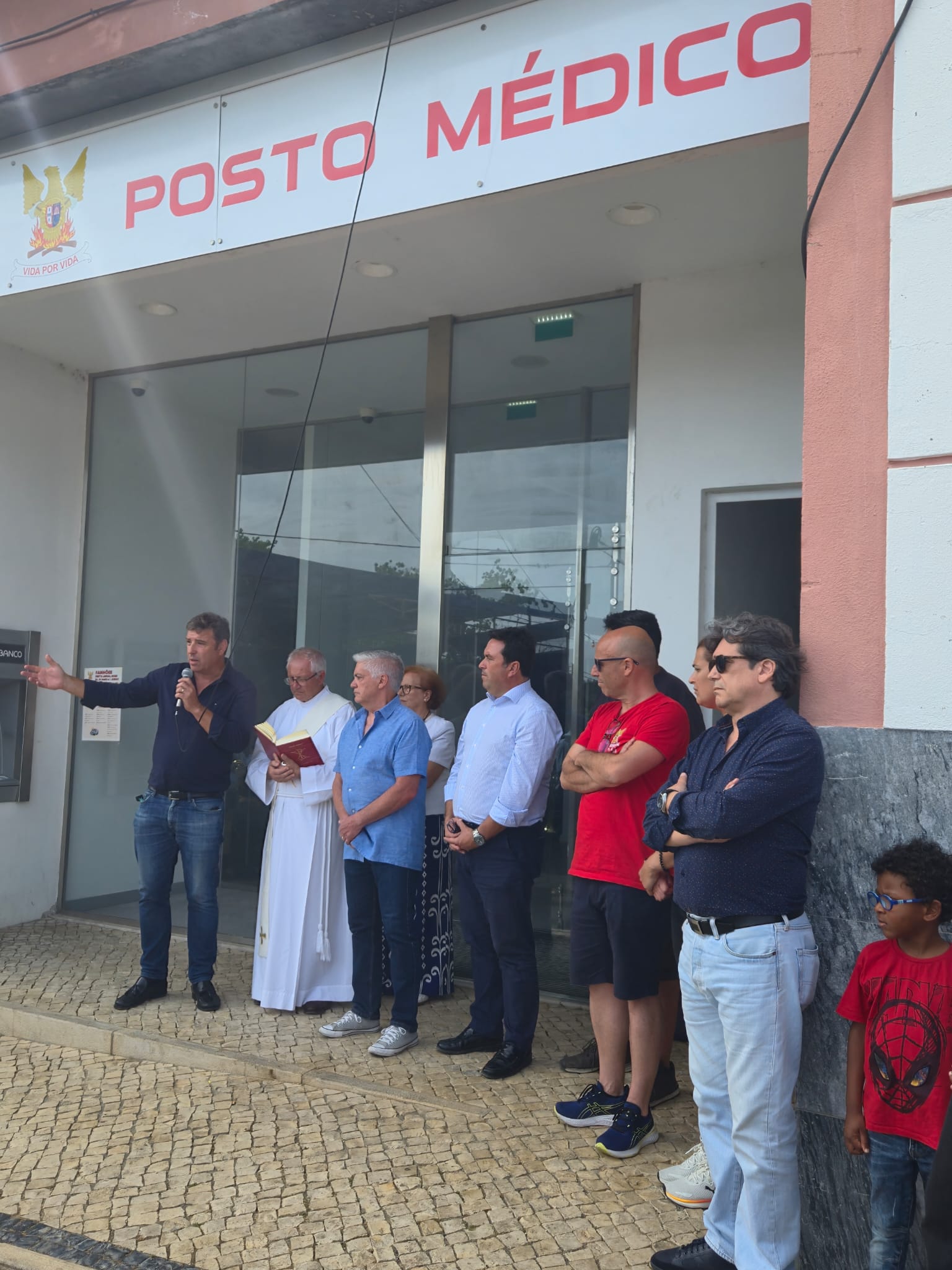 Associação Humanitária de Bombeiros Voluntários de Fanhões (f) – Inauguração novo Posto Médico – Domingas Maria Duarte (Menina Domingas).