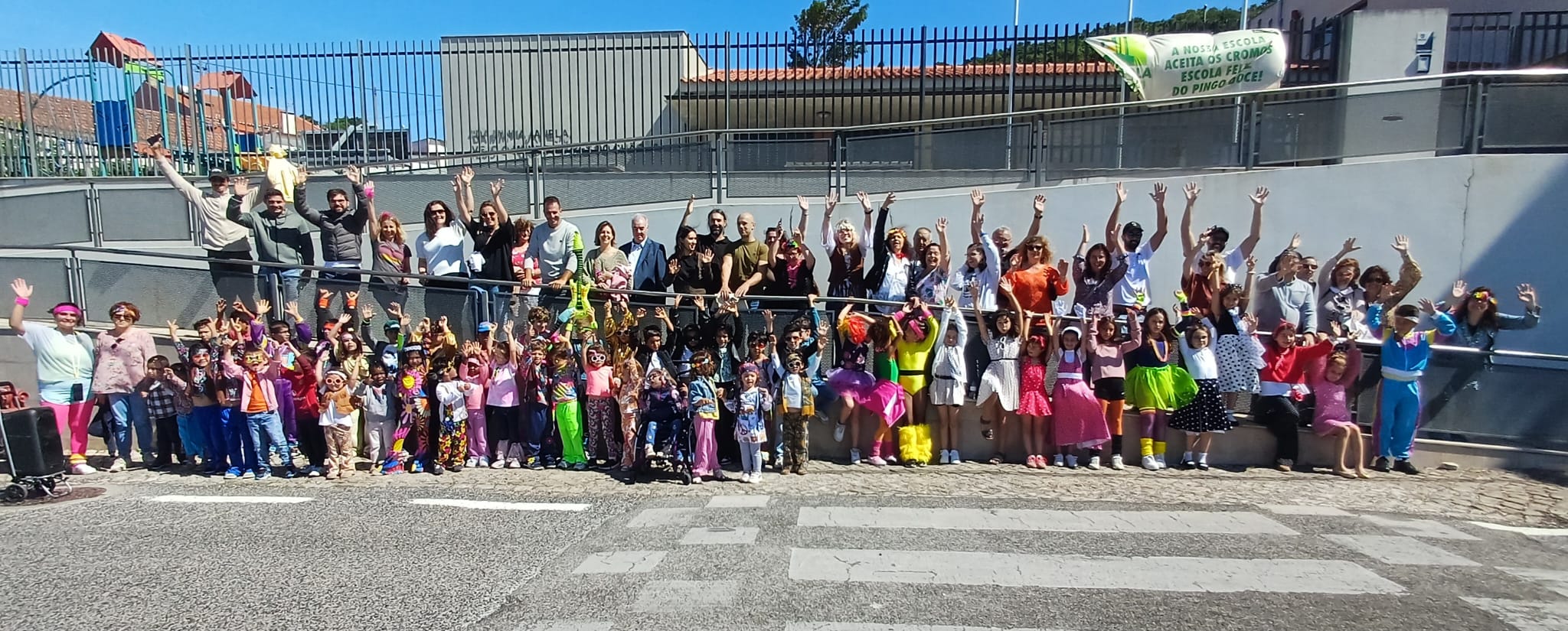 Escola EB1/JI de Casaínhos – Dia da Criança onde o Carnaval saiu à rua a par com muitas atividades que juntou a comunidade Escolar.